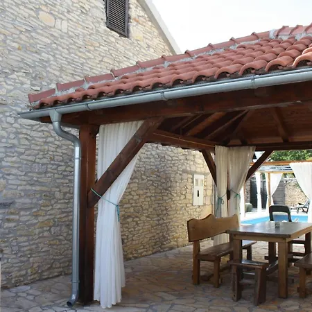 Rural House Gluic