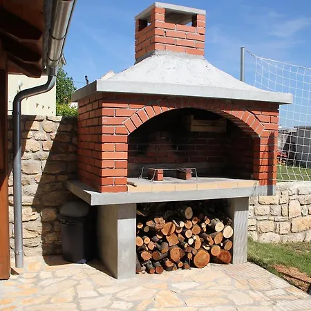 Rural House Gluic
