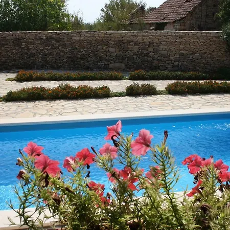 Rural House Gluic * Bogatić