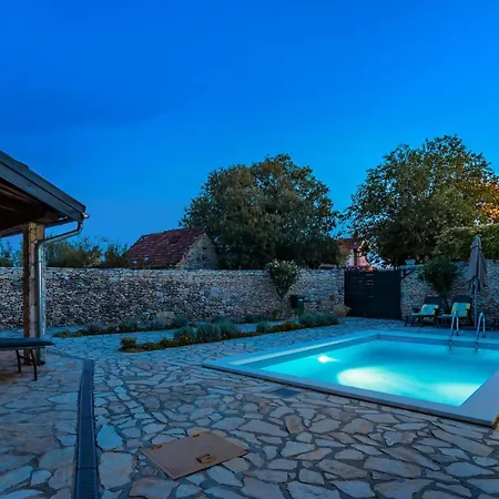 Rural House Gluic Villa *