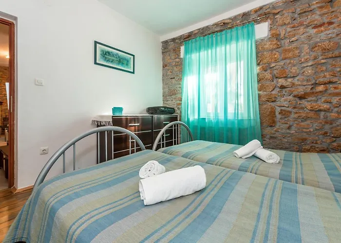 Rural House Gluic Villa *