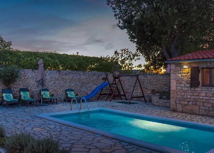 Rural House Gluic * Bogatić