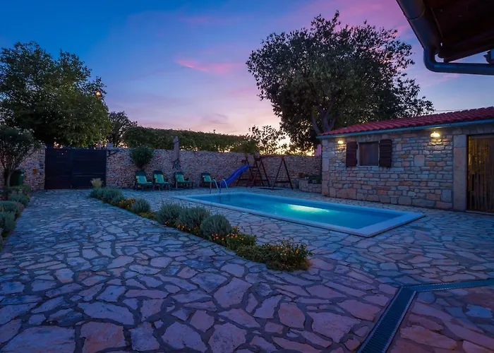 Rural House Gluic Villa